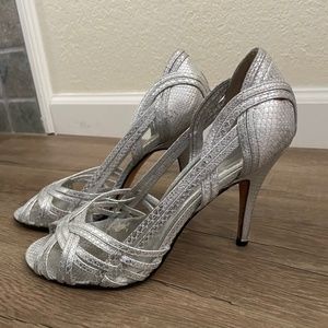 Leather silver Aldo strappy heels